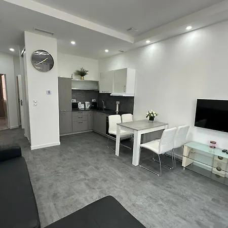 3 Pieces Proche Du Negresco Appartement *